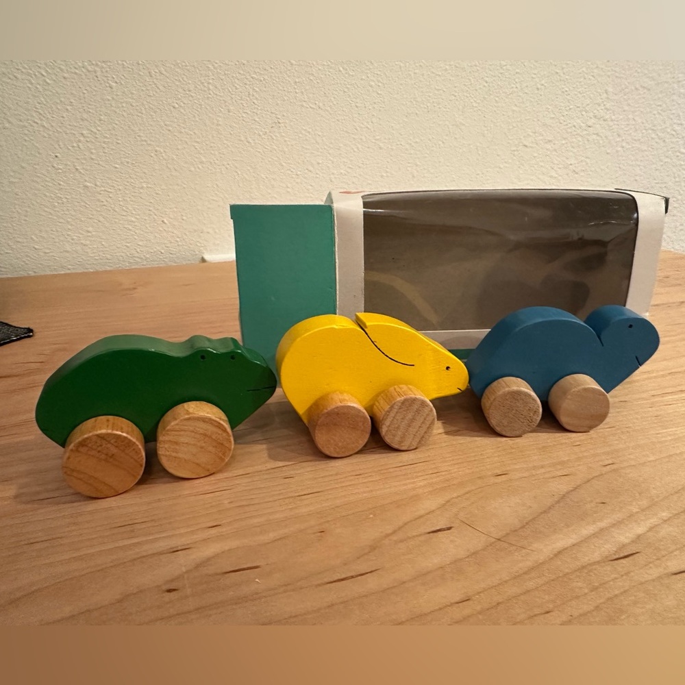 Voila high quality wood toys - Colorful Wooden Animal car Toy Set